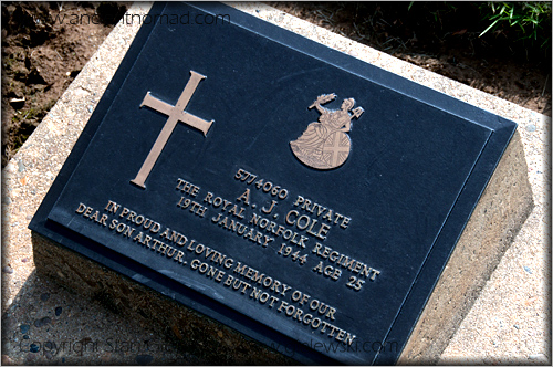 Chungkai War Cemetery - Kanchanaburi - Thailand